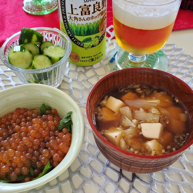 いくらの醤油漬け