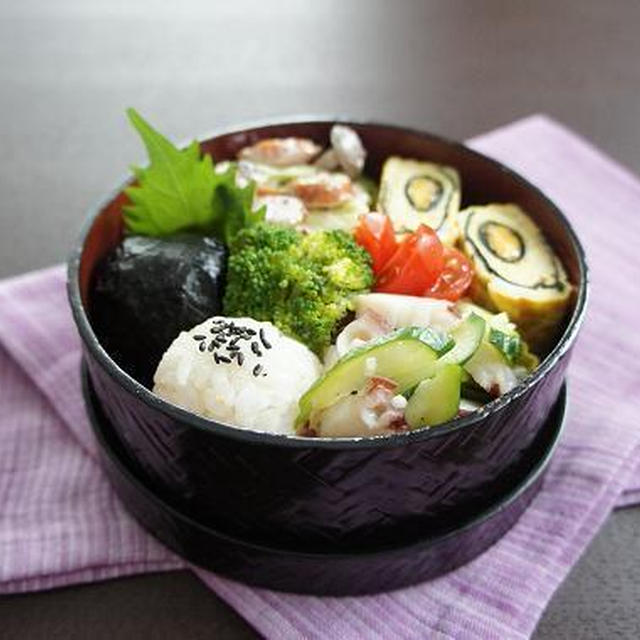お弁当×たこときゅうりのマリネ