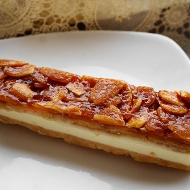 ローソン『生フロランタンチーズケーキ』で２つの味わい