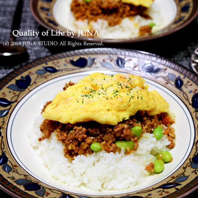 オムのせドライカレーと娘がくれたものと今日のおべんと