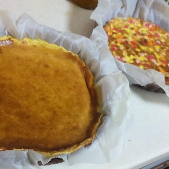 2種類の焼くだけ チーズケーキ カロリーｏｆｆ マーマレードｃｃ ヨーグルトｃｃ キッチン ラボ By はるこさん レシピブログ 料理ブログのレシピ満載