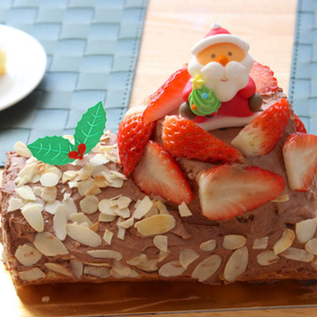 【　クリスマスケーキレッスンやっています〜　】