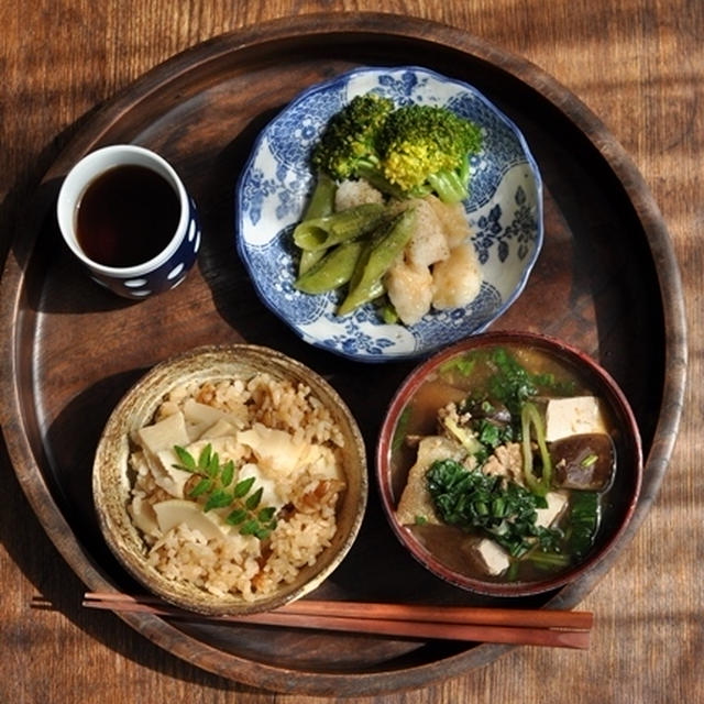 一汁一菜ごはん◆たけのこご飯、茄子と挽肉炒めの味噌汁、ホタテとスナップエンドウの塩麹いため