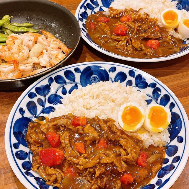 トマトハヤシライスです！！