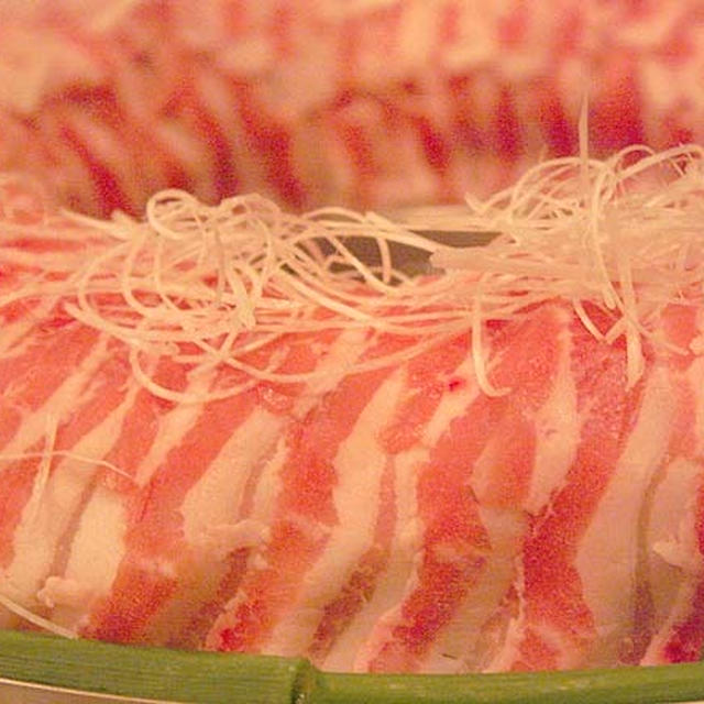 博多炊き肉鍋　☆　金蔦（福岡市中央区春吉）