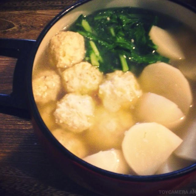 鶏だんごとかぶの鍋