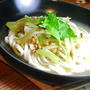 セロリと納豆のエスニックうどん