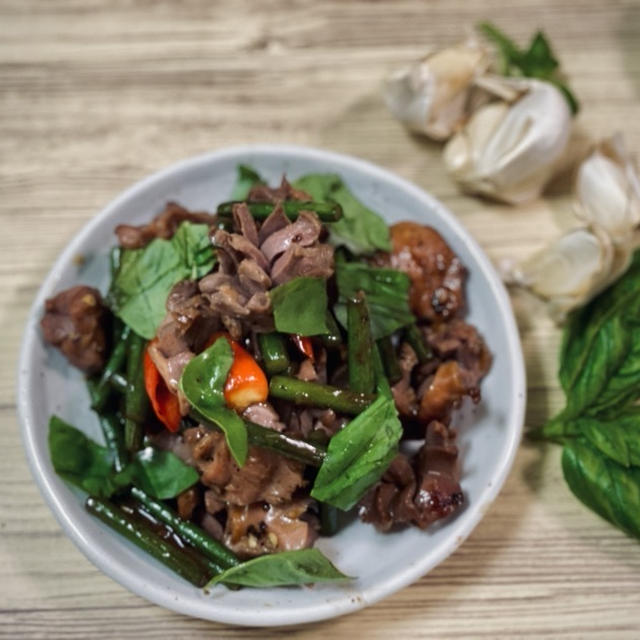 【ベトナム料理】コリコリぷはぁ〜！ベトナム風砂肝のにんにく炒めのレシピ