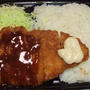 ローソンのチキンカツ弁当　半額