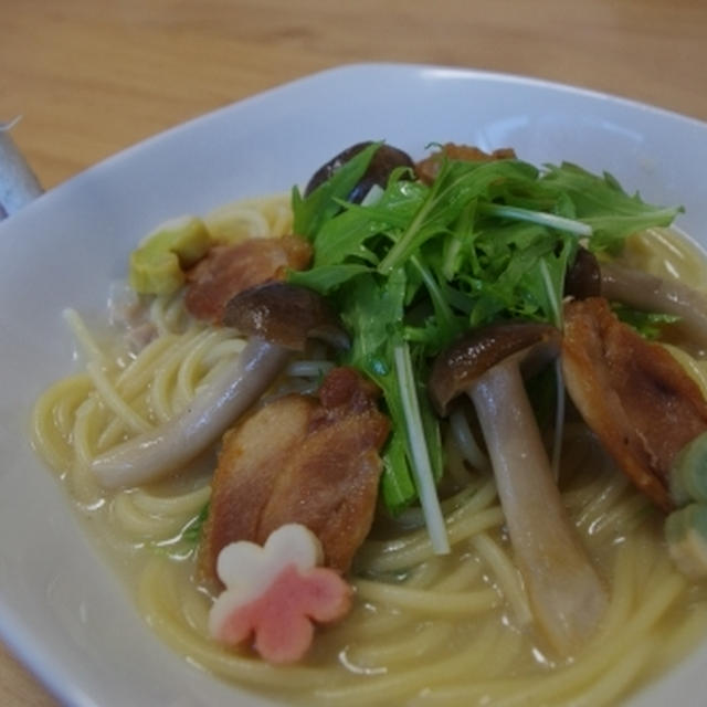 余った鶏肉で☆スープパスタ