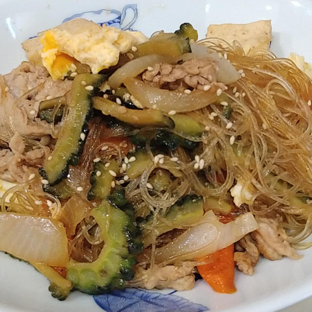 焼肉のタレで苦味解消☆ゴーヤ春雨チャンプル