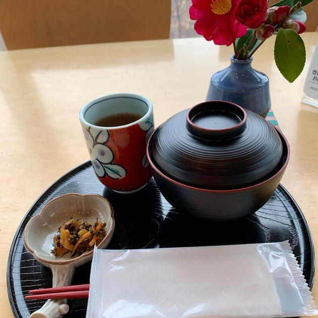 ビュー福島潟　カフェ「まこも」でひと休み