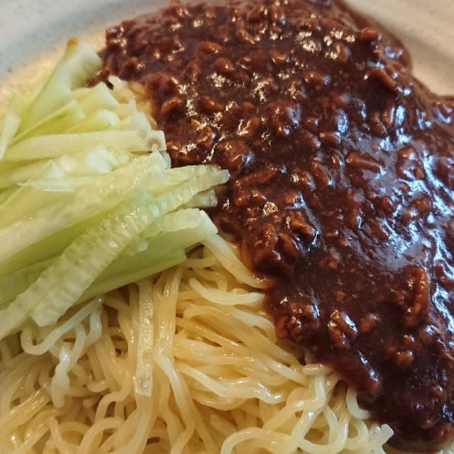 野郎飯流・肉味噌をスープで溶いただけの手間を抜いた炸醤麺