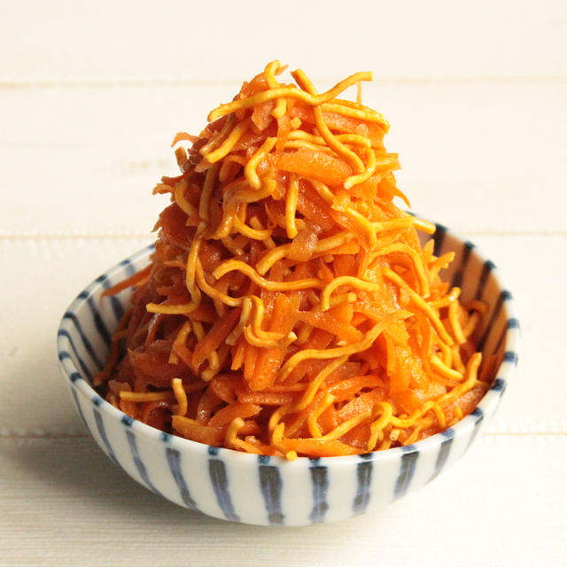 パリパリ食感がたまらない！にんじんベビースター