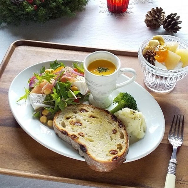 休日ブランチ ＆ 手作りリース