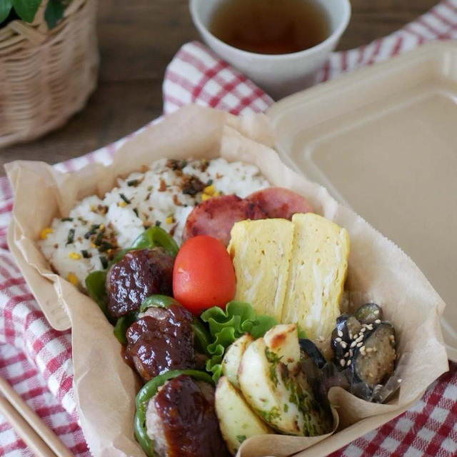 ピーマンの肉詰めでおうち弁当