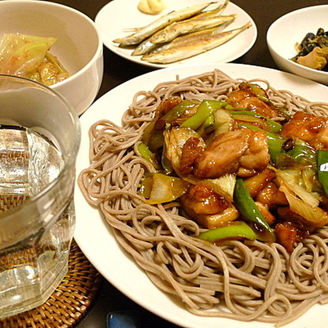 鶏ねぎ炒め・オン・ザ・蕎麦