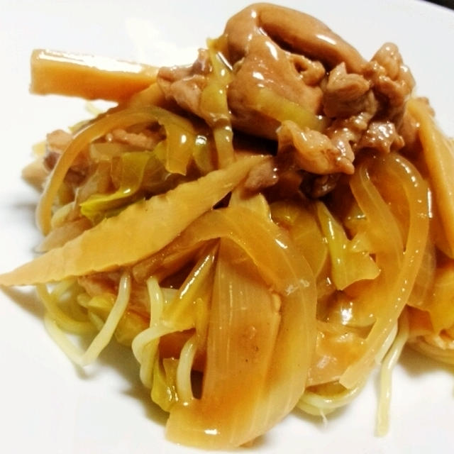 豚肉とセロリの餡掛け焼きそば♪