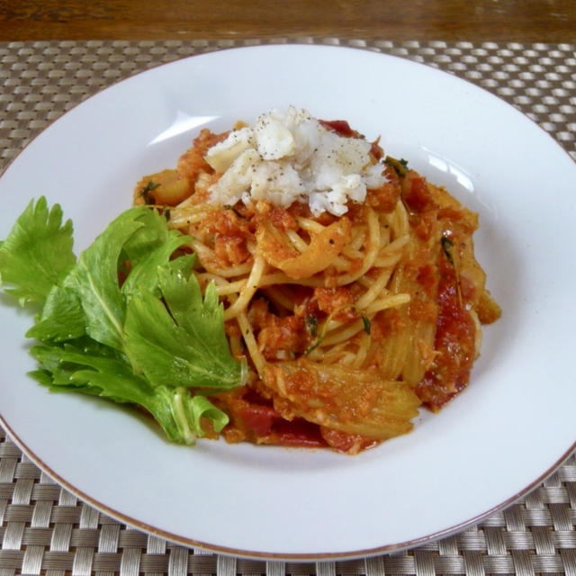 真ガレイのパスタ①トマトソース