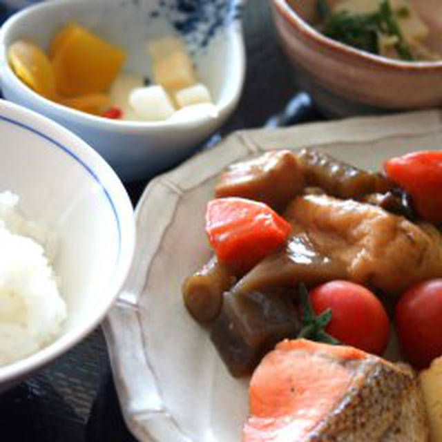 Traditional Japanese Food (Japan)やっぱり和食は美しい（日本）！