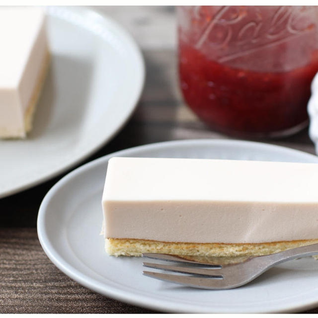 【業スー】話題のモンブランケーキに姉妹品が登場！今度はストロベリームースケーキ！