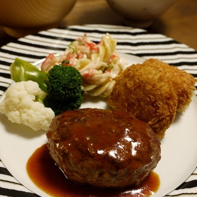 ハンバーグ＆フライ定食