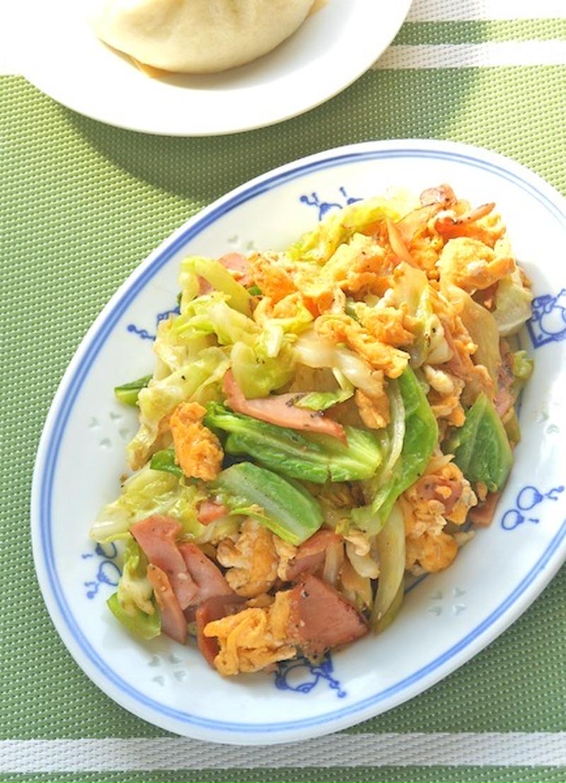野菜が甘い〜〜！春キャベツとハムの中華風卵炒め。