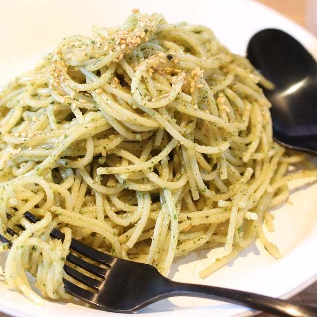 パスタソース無しでも家にあるものでパスタ２品作りました＼(^o^)／