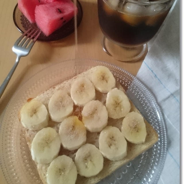 真四角じゃなく…かどまるちゃんはバナナのバニラハニートーストで