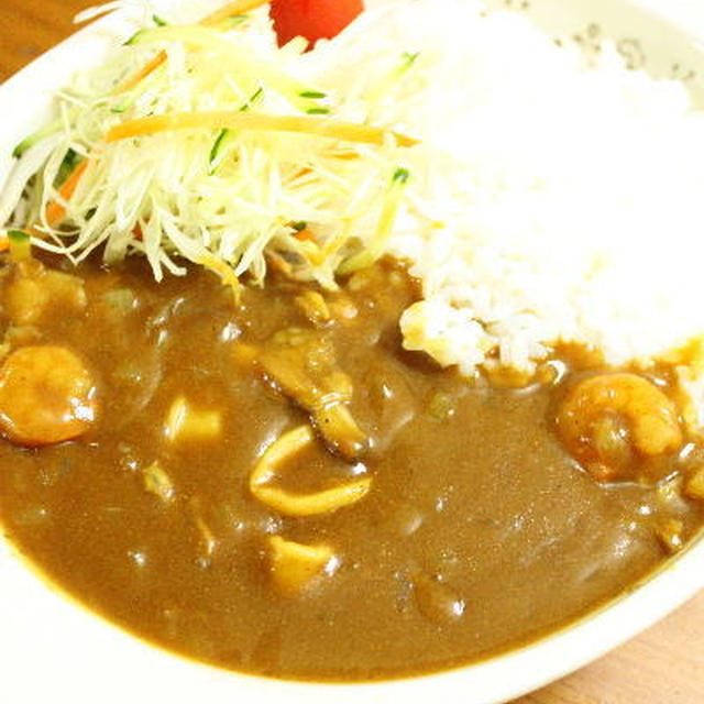 スパイシーなシーフードカレー　レシピ