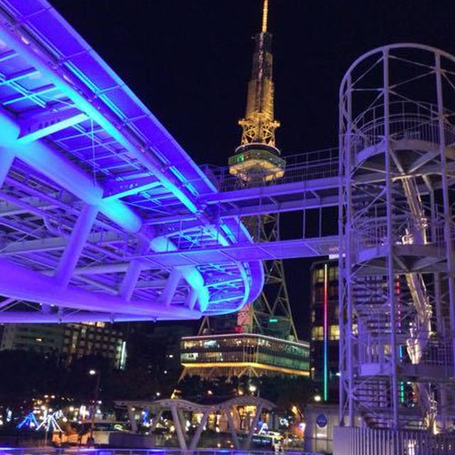 名古屋栄の夜、シュールな夜景
