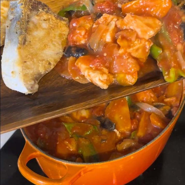 鶏むね肉でラタトゥイユです！！