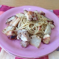 マ・マースパゲッティで鶏肉と蕪のレモン風味ペペロンチーニ