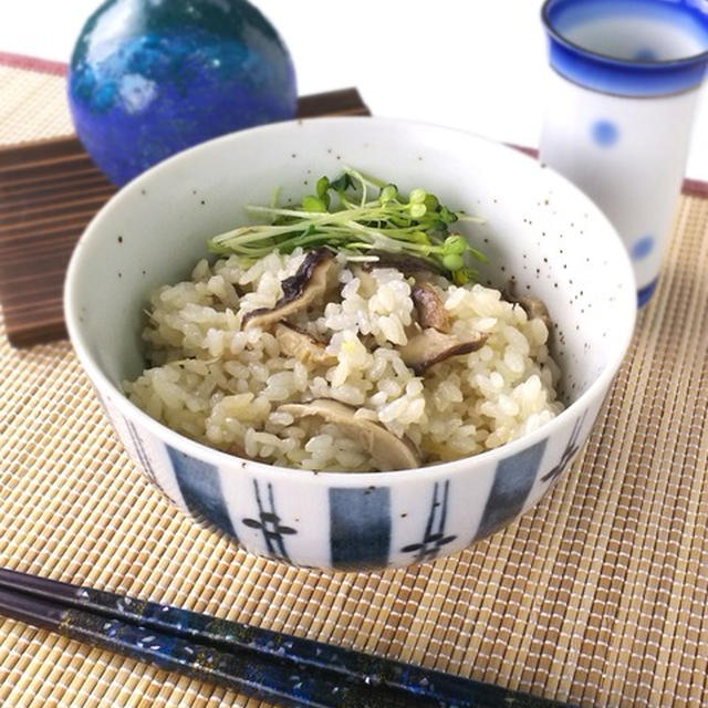 お鍋1つで簡単に♪椎茸の炊き込みご飯