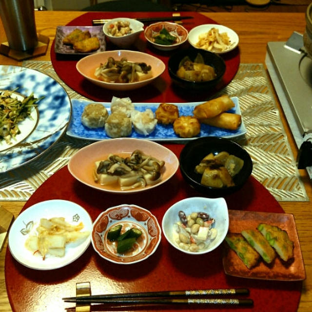 豚と白菜のミルフィーユ鍋と豆苗とベーコンのたまご炒めに小鉢5品＋α　肉祭り3日