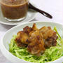 カリふわっ豚揚げ焼き　トマトごまだれ。　少しのお肉で、キャベツと一緒に。
