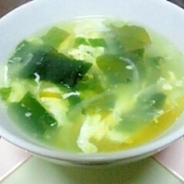 わかめスープ