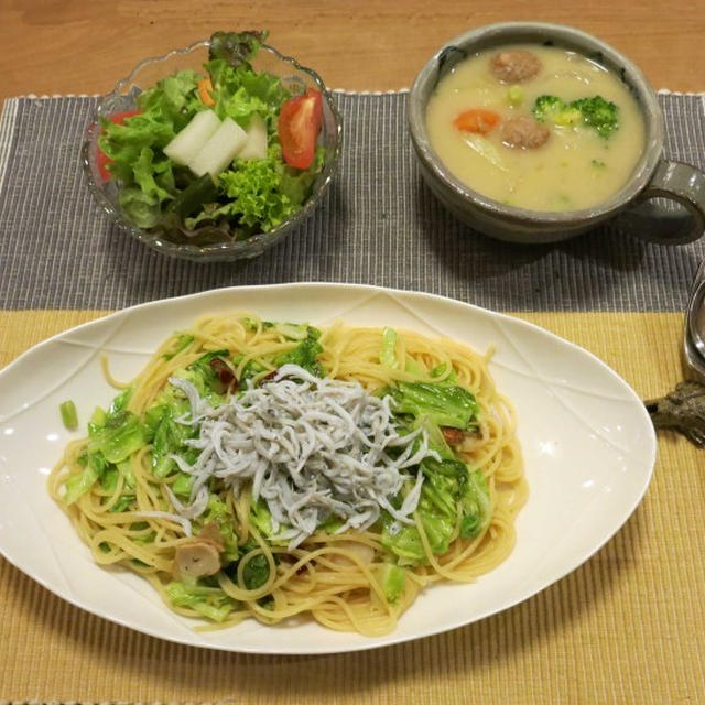 春キャベツと釜揚げしらす：春色パスタ　と　父が好きだったエビネの花♪