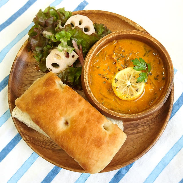 ＊エビカレー＆フォカッチャ＊