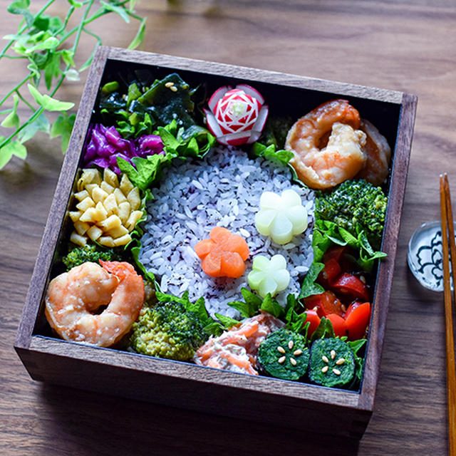 12/21 海老とブロッコリーのタイ風炒めの花金弁当♪