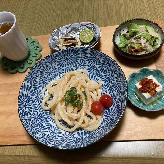 明太子うどん(レシピ)と色々おかずの晩御飯♪