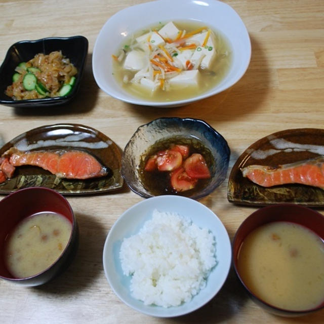 昨夜は豆腐の野菜あんかけなど～！