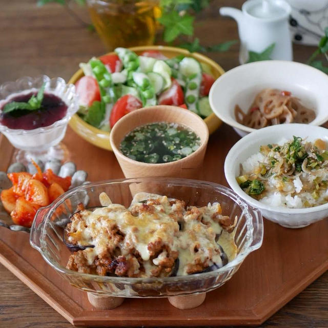 ナスと簡単ミートソースのチーズ焼き