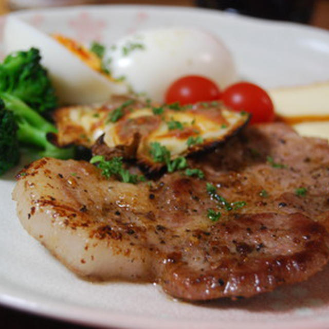 糖質制限晩ごはん　豚肉のソテー