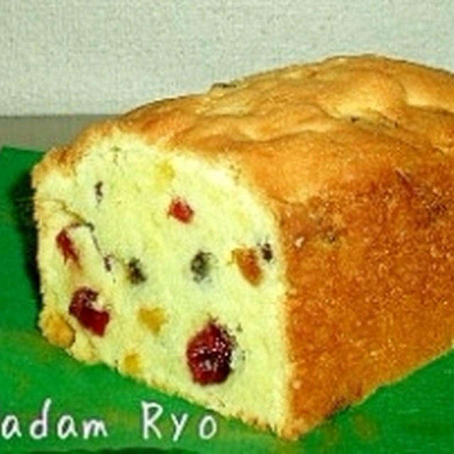 宝石箱みたいな　パウンドケーキ