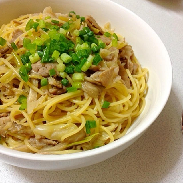豚肉と白ネギの白だしパスタ✨と母上の留守電