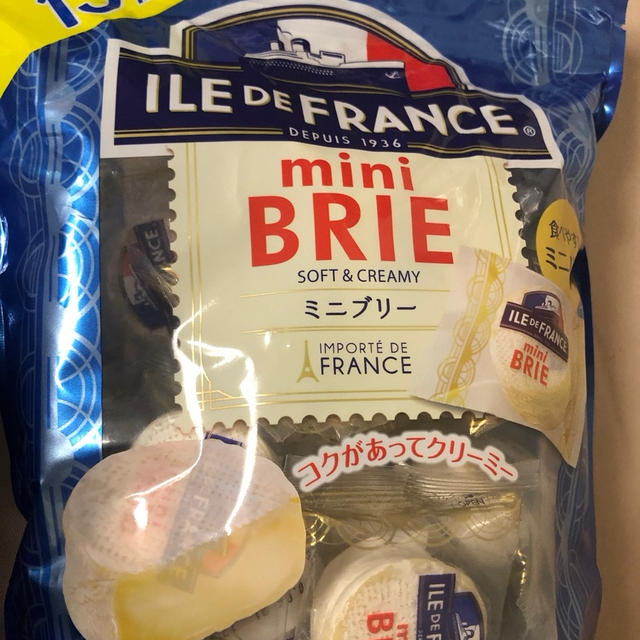 ミニブリーにハマる コストコでお得に買いました　イル・ド・フランス　ミニブリー