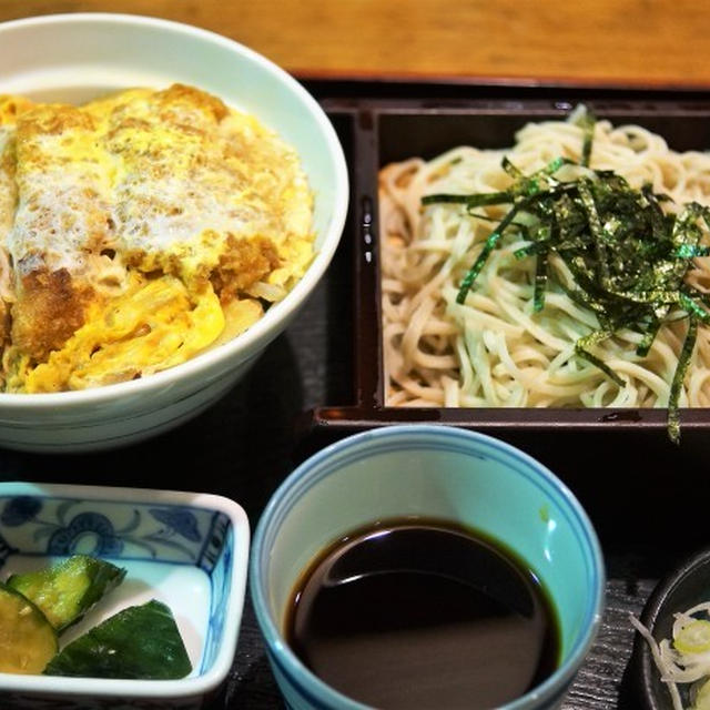 ■お外晩ご飯【カツ丼とお蕎麦のセット】