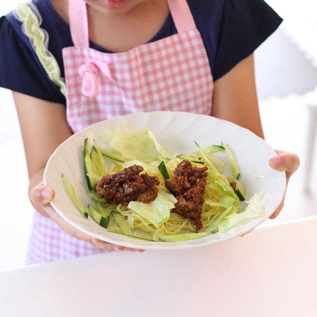 生野菜も美味しい！ポイントは油脂と味噌？
