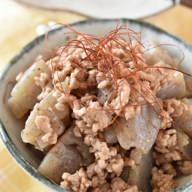 ヘルシーなのに食べ応えあり！あと一品に「こんにゃく」の常備菜
